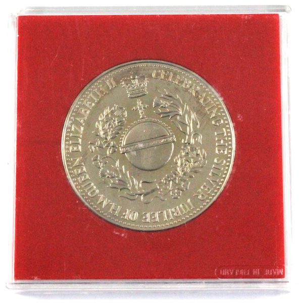 1952-1977 Queen Elizabeth II Silver Jubilee Souvenir Medallion (Toned, case scuffed) For Discount